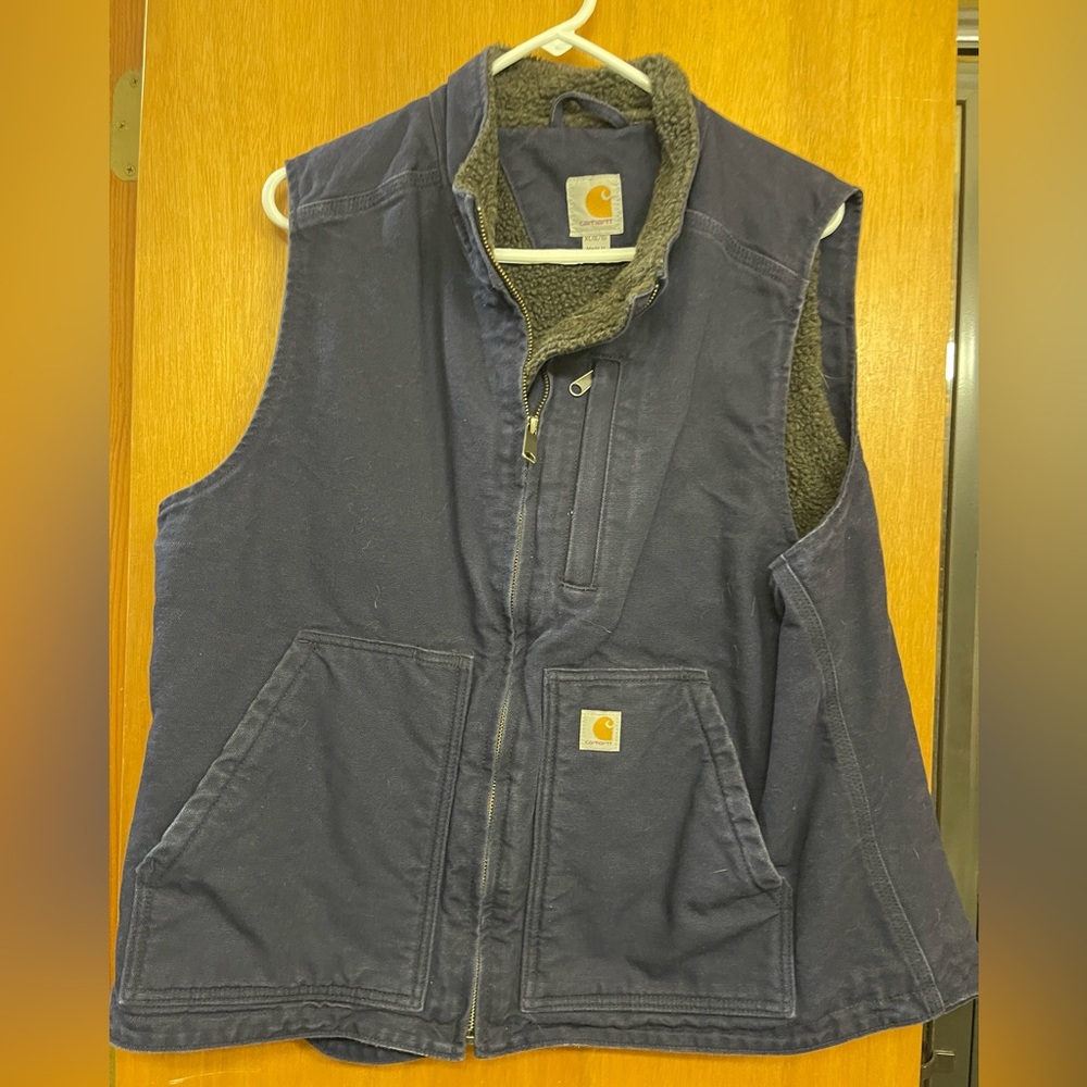 Ladies Navy XL CarHartt Vest